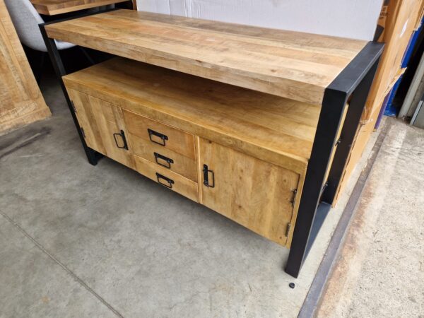 dressoir britt