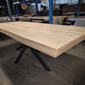 Esstisch Baumstamm Eiche natur 200 x 100